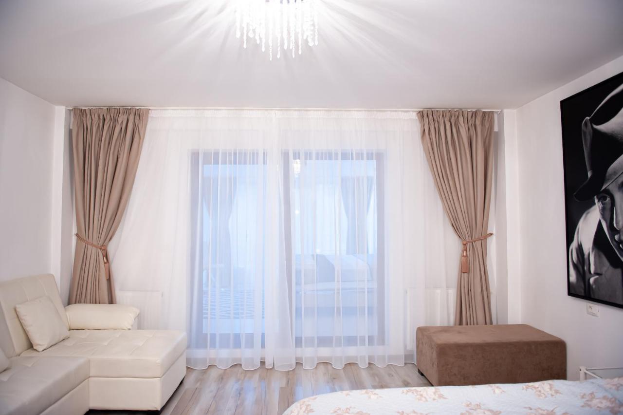 Kai Mountain Luxury Apartment Brasov Luaran gambar